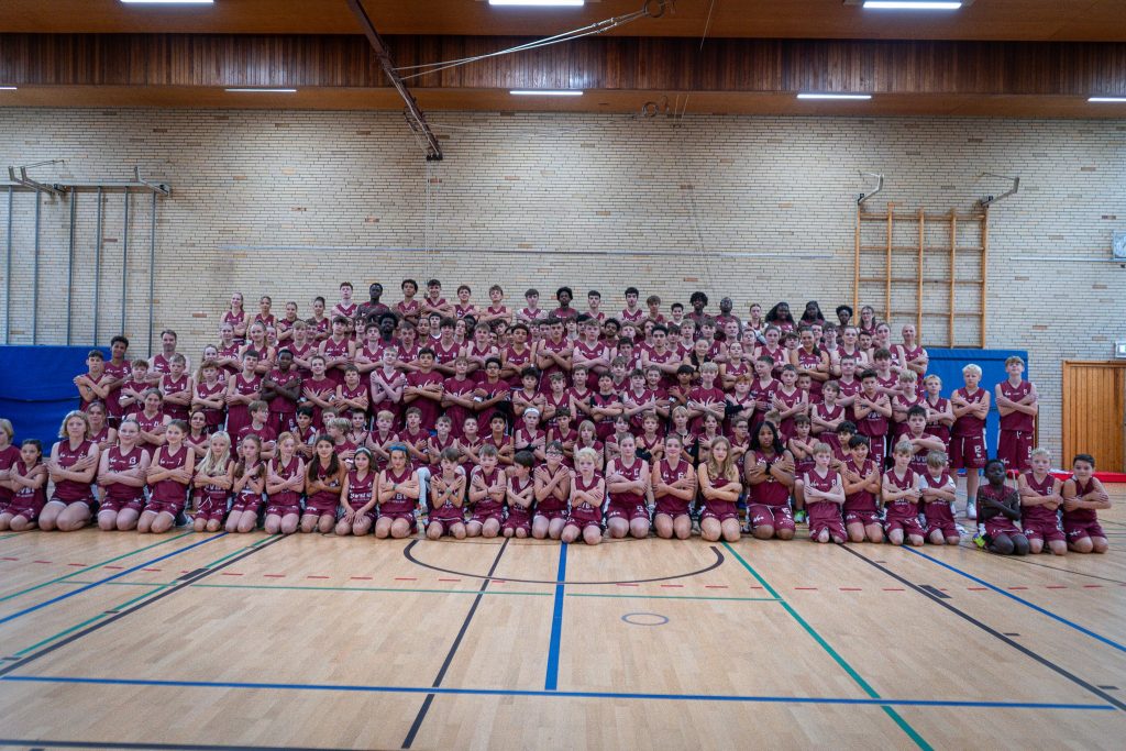 Die Basketballabteilung von Bremen 1860 beim Media Day